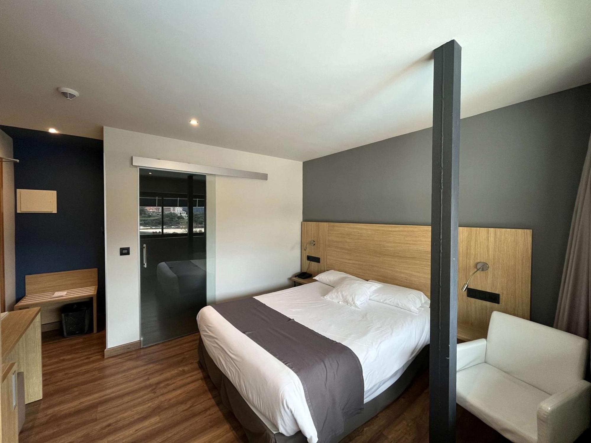Hotel Astuy Isla Bagian luar foto