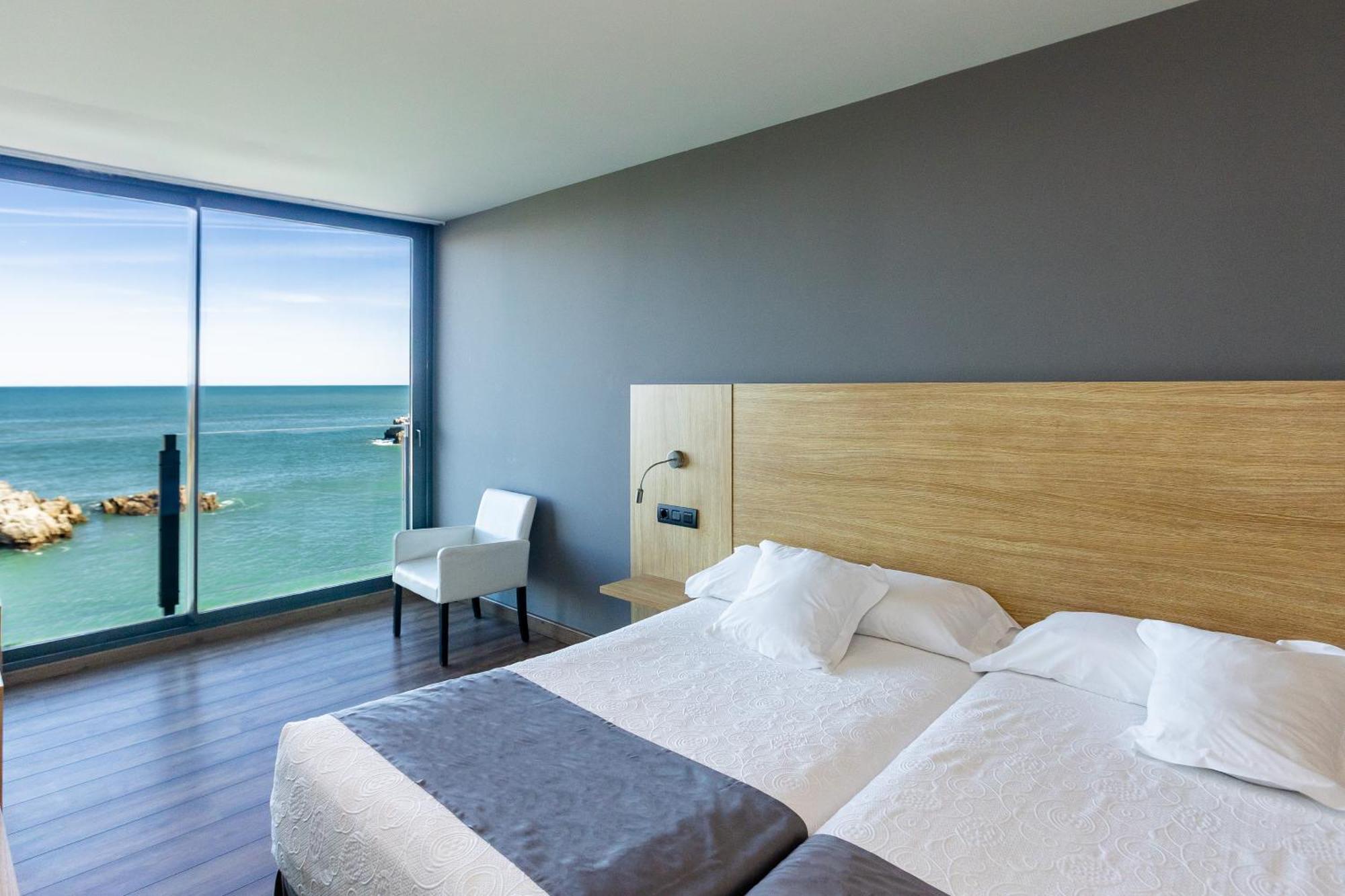 Hotel Astuy Isla Bagian luar foto