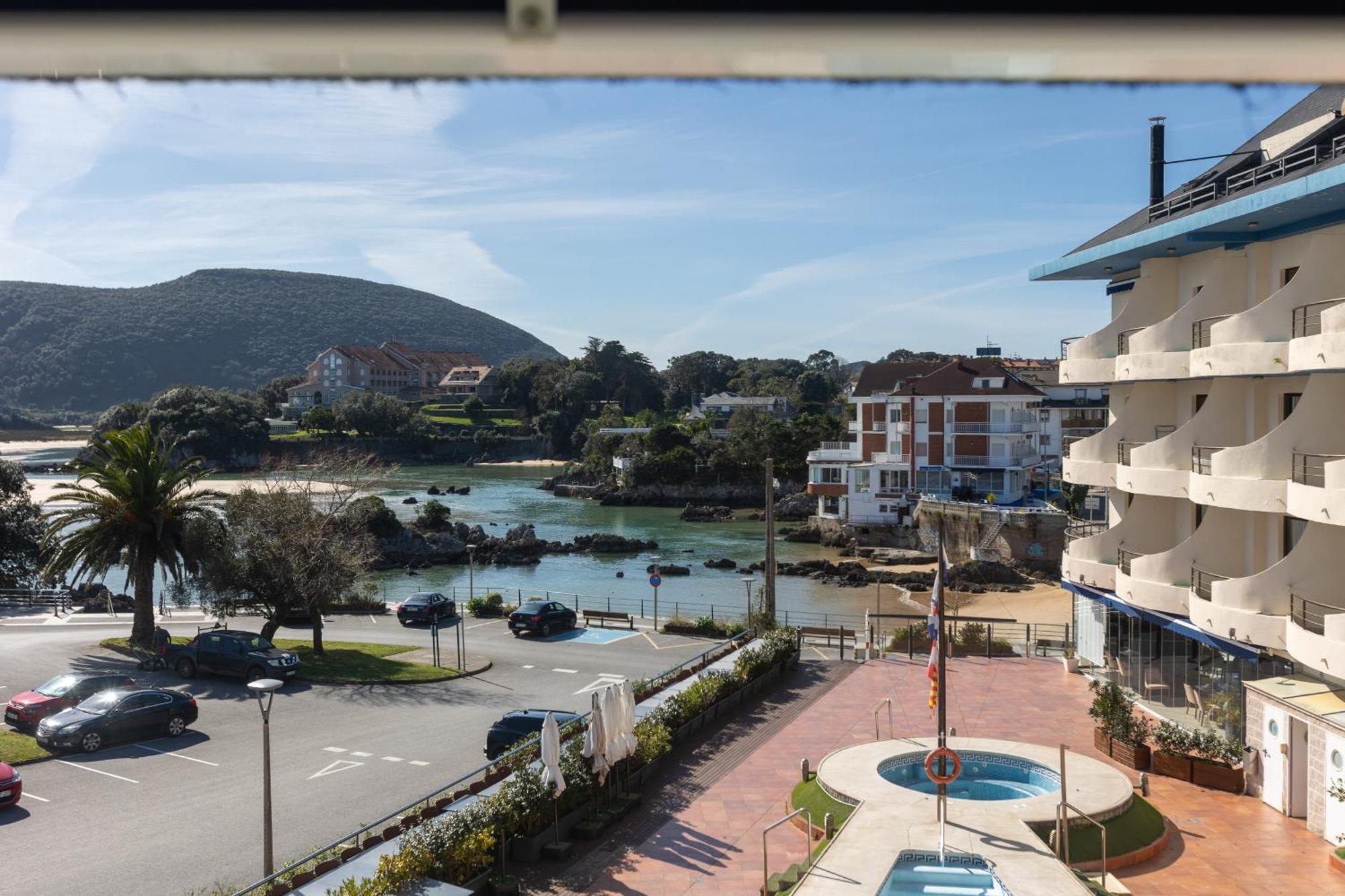 Hotel Astuy Isla Bagian luar foto