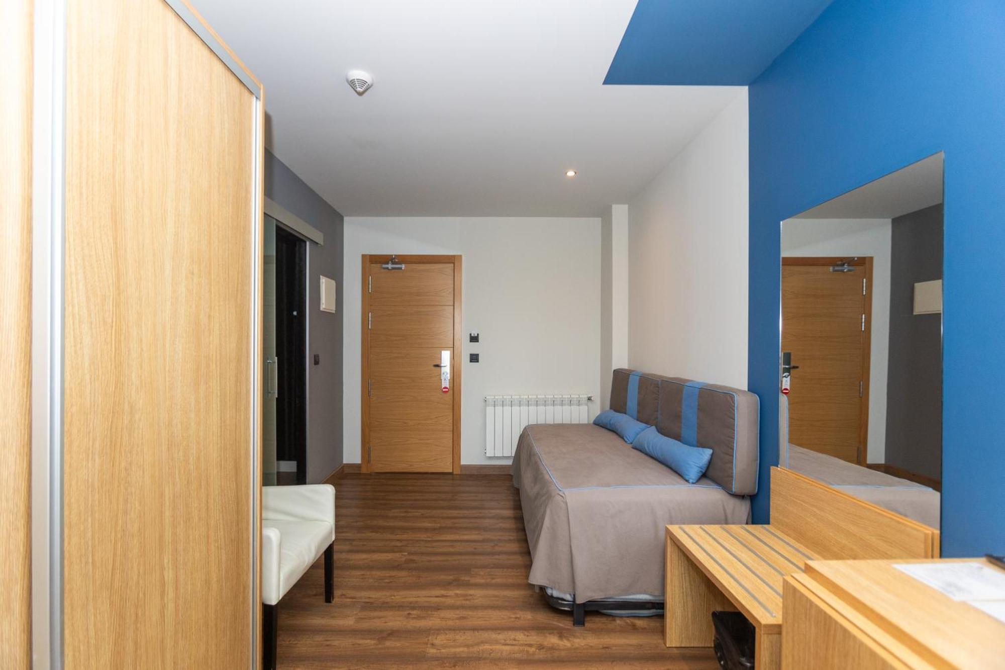 Hotel Astuy Isla Bagian luar foto