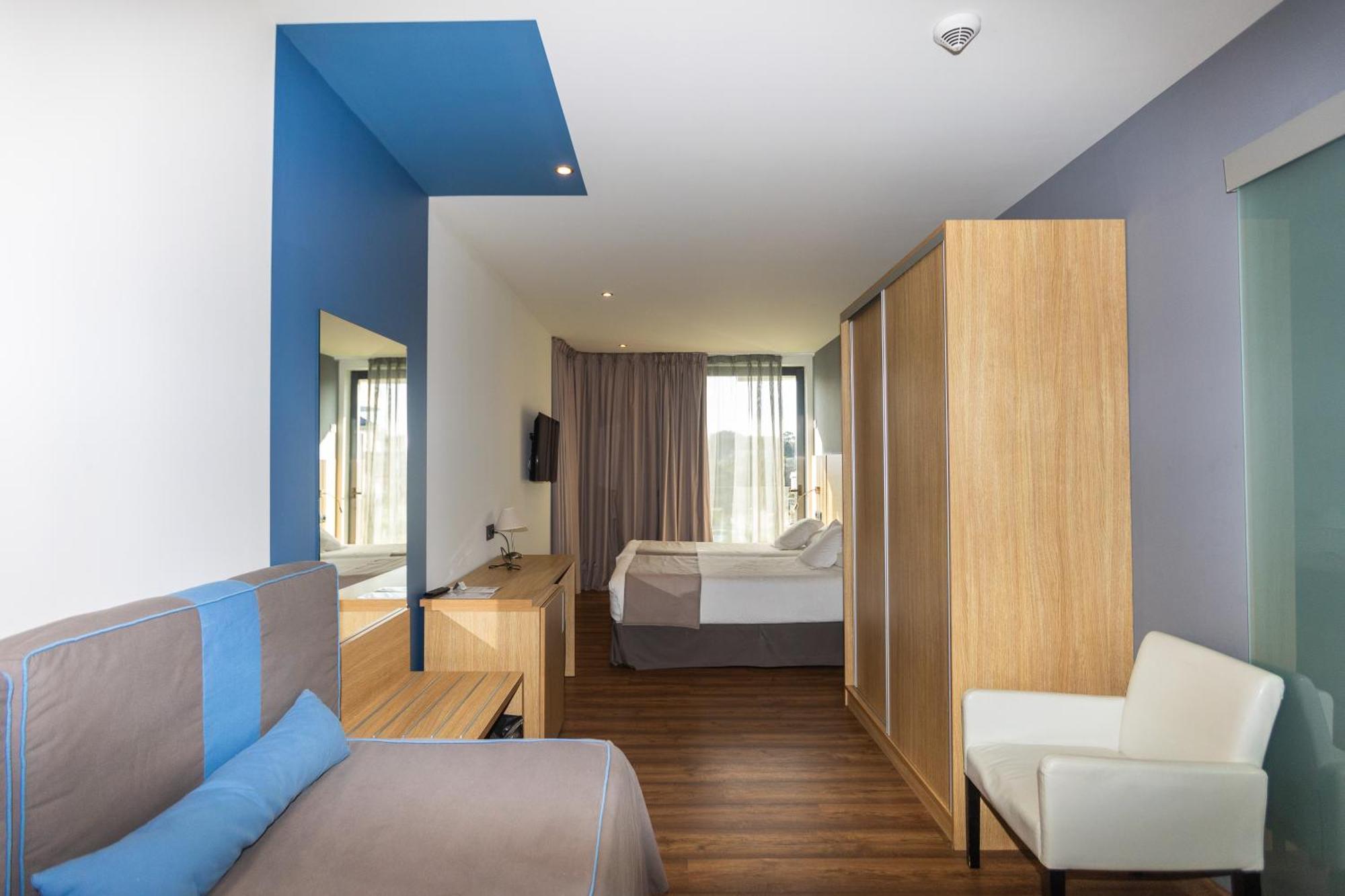 Hotel Astuy Isla Bagian luar foto