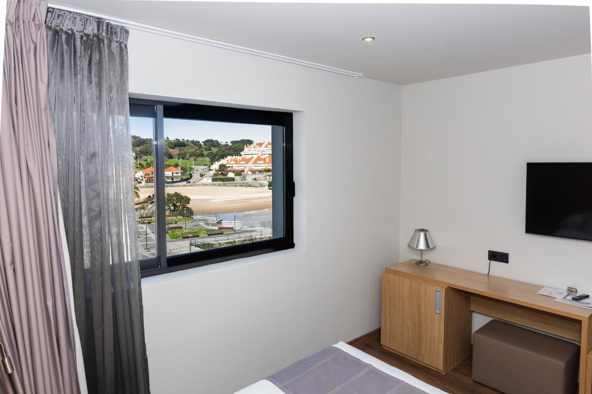 Hotel Astuy Isla Bagian luar foto