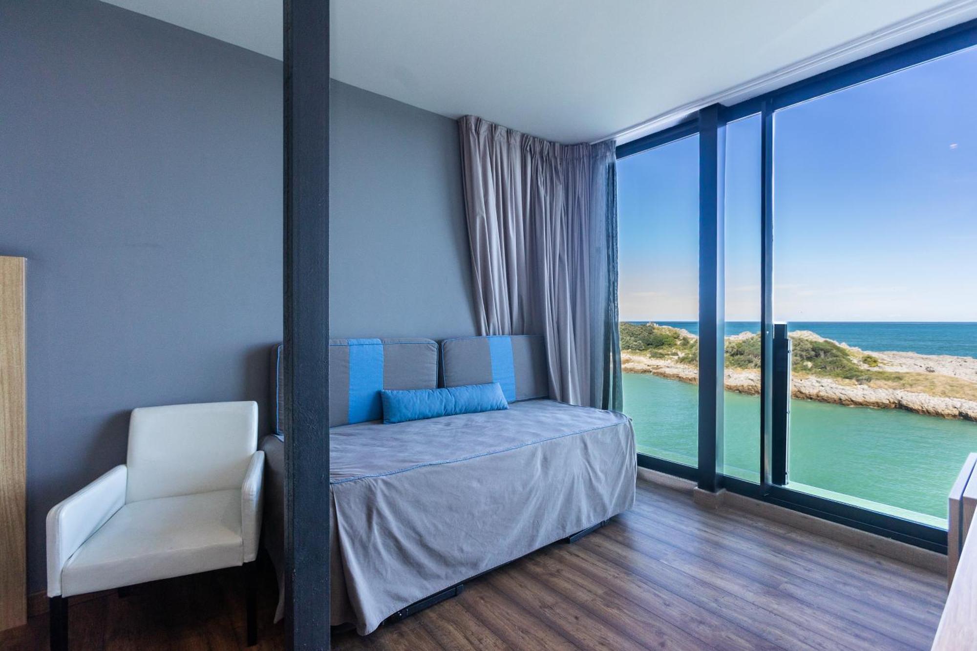 Hotel Astuy Isla Bagian luar foto